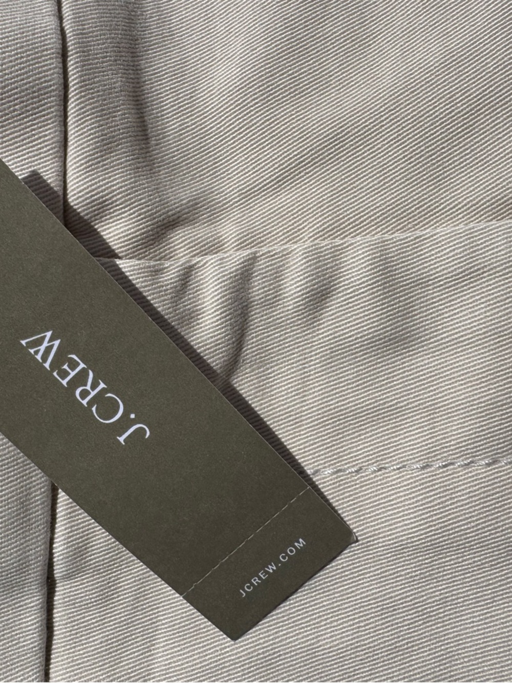 J Crew Classic Women's tan Chino Shorts - Picture 4 of 5
